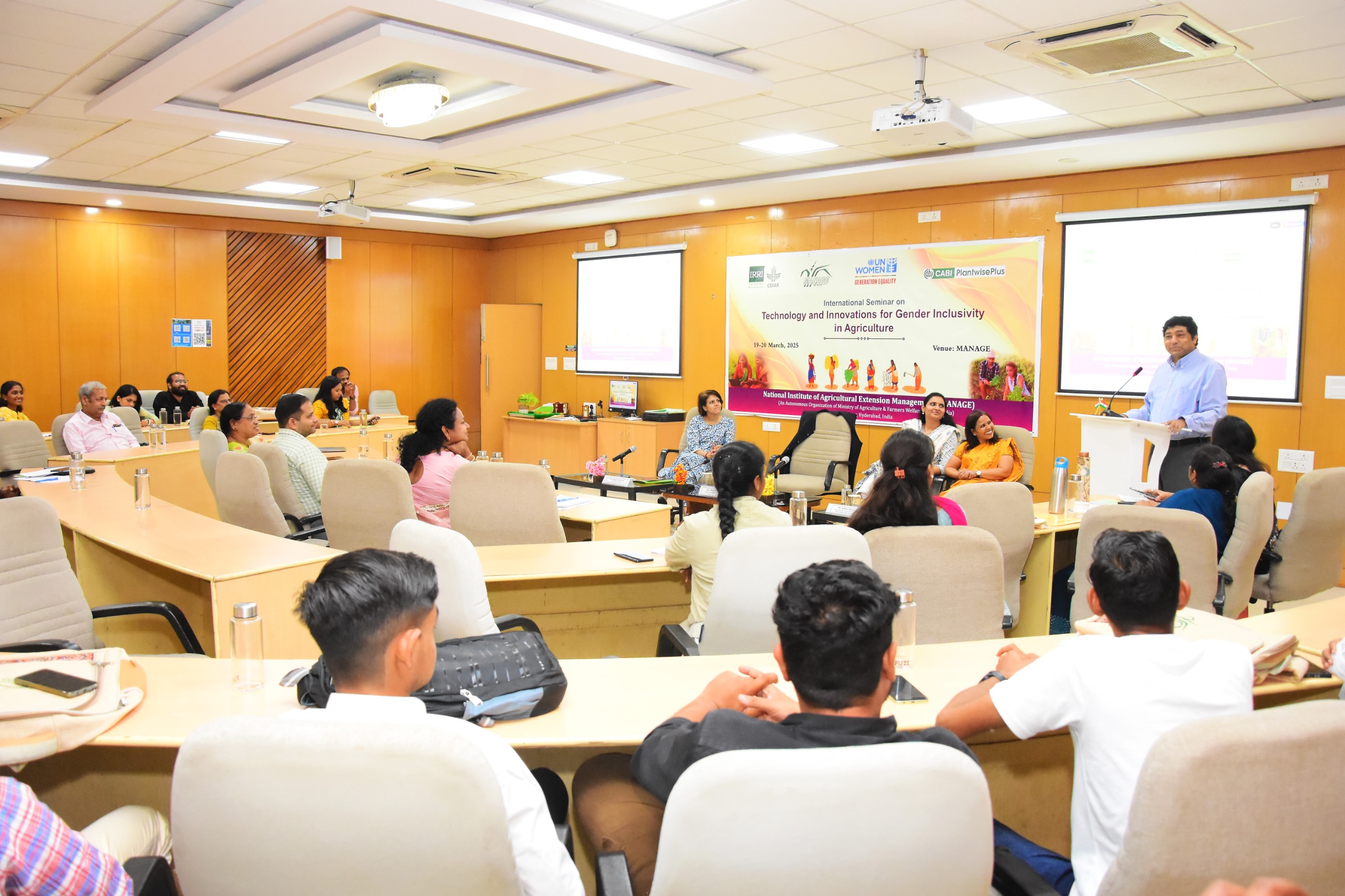 Interational Seminar at MANAGE